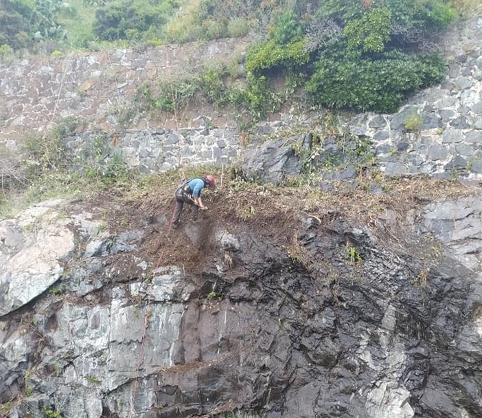 Varazze, continua ad essere chiuso causa frana il tratto finale di Lungomare Europa. Vicesindaco Pierfederici: "La pioggia non ha agevolato l'intervento"