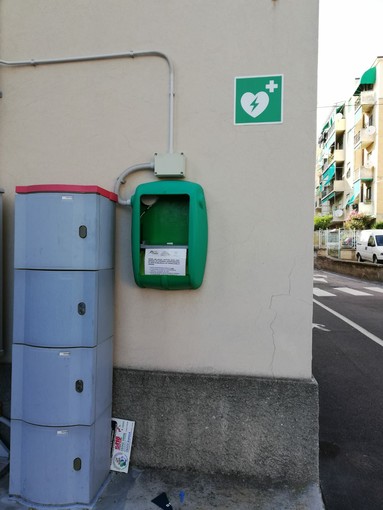 Albisola, rubato un defibrillatore DAE al Museo Trucco: indagini dei carabinieri
