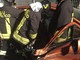 Frontale tra due auto a Finale Ligure, i vigili del fuoco estraggono 3 persone dalle lamiere