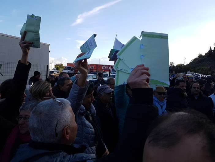 Incontro autovelox SP 6, i Comitati "invitano" il presidente della Provincia Giuliano Incontro autovelox SP 6, i Comitati "invitano" il presidente della Provincia Giuliano