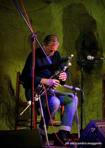 Testico: il duo O’Carolan si esibirà all'Oratorio di San Antonio Abate Testico: il duo O’Carolan si esibirà all'Oratorio di San Antonio Abate