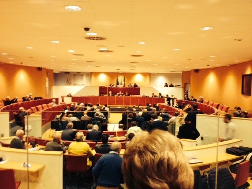 Regione, ok a Bilancio e legge di stabilità. La minoranza Pd: "Nessuna misura a sostegno delle fasce deboli"