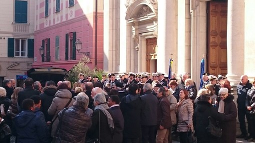 Folla commossa a Varazze per l'ultimo saluto a Katina Noceto