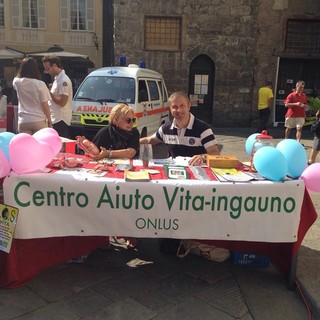 Mercatino straordinario al Centro Aiuto Vita Ingauno ad Albenga