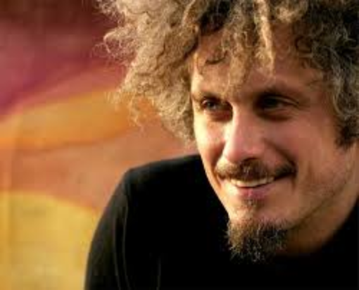 Niccolò Fabi in diretta sulle frequenze di Radio Onda Ligure 101