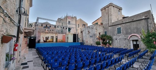 "No Wags. Il calcio (non) è uno sport per signorine" al Festival teatrale di Borgio Verezzi: il 16 luglio l'appuntamento