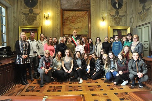 Finale Ligure, il sindaco incontra gli studenti dell'Erasmus+