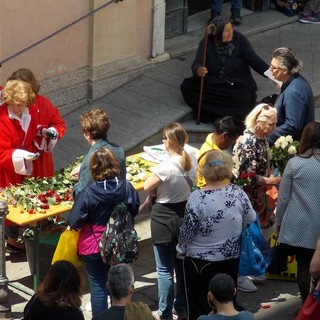 Savona, il 22 maggio torna la Fiera di Santa Rita: 45 ambulanti e la tradizione delle rose benedette