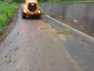 La frana sulla Sp29 in località Bormiola, tra Dego e Piana Crixia La frana sulla Sp29 in località Bormiola, tra Dego e Piana Crixia