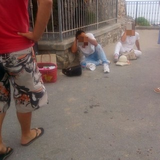 Botte tra cinesi nei pressi del Torrione di Alassio: intervengono i carabinieri