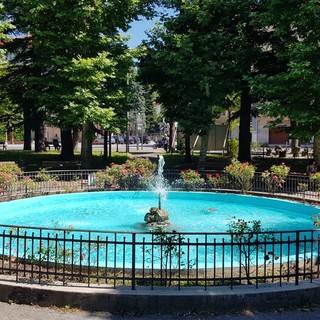Millesimo, la fontana dei giardini comunali torna a splendere: terminati i lavori di manutenzione (FOTO) Millesimo, la fontana dei giardini comunali torna a splendere: terminati i lavori di manutenzione (FOTO)