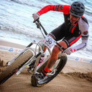 Torna il Mahikan Race ad Alassio, uno spot per promuovere ironicamente il particolare evento