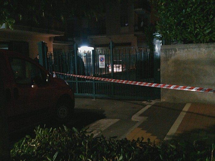 Loano, ragazzo ferito alla gamba da un colpo di pistola