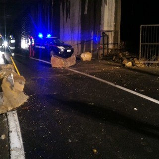 Frana a Capo Mele: Aurelia interrotta tra Laigueglia e Andora (FOTO)