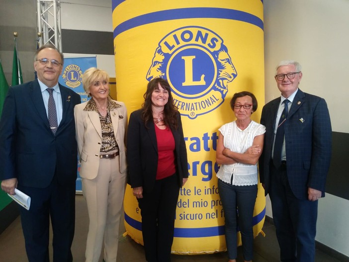 Welfare: sottoscritto protocollo regione Liguria-Lions per il progetto "Il barattolo dell'emergenza"