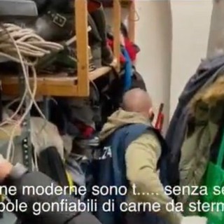 "Penso che farò Traini 2.0": le frasi choc del 22enne arrestato per terrorismo "Penso che farò Traini 2.0": le frasi choc del 22enne arrestato per terrorismo