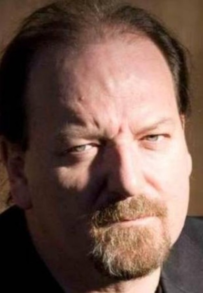 Carcare, giovedi serata di beneficenza con Flavio Oreglio