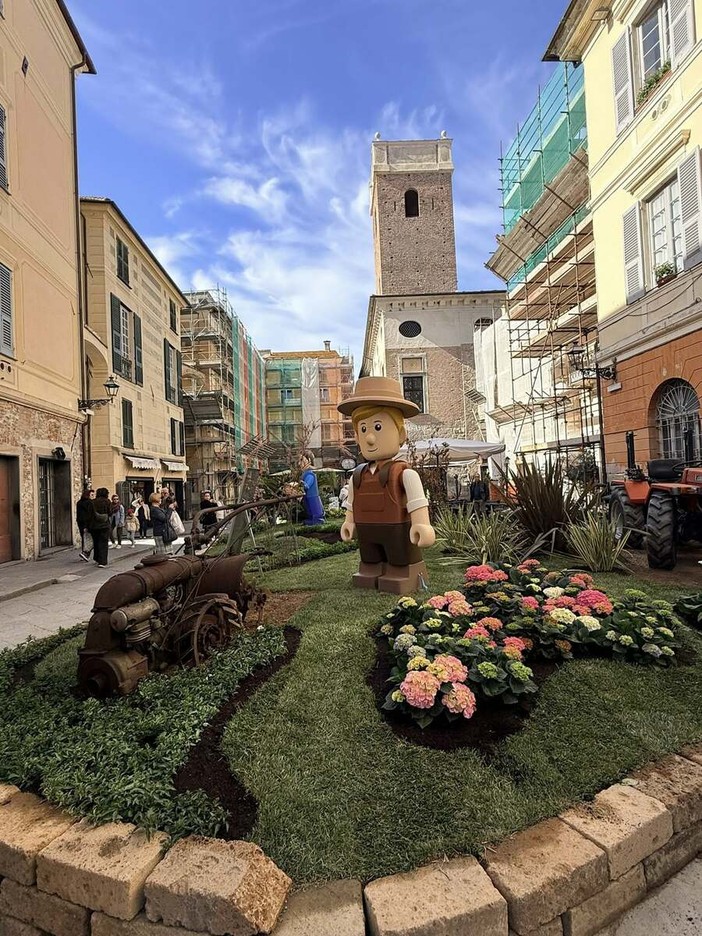 Fior d’Albenga, aiuole visibili fino al 10 maggio: "Non raccogliete i fiori: saranno riutilizzati, previste sanzioni"