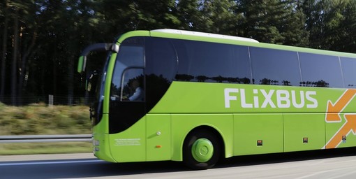 FlixBus: sempre più Savonesi vanno in vacanza in autobus. Prenotazioni da Savona quadruplicate tra l’estate 2016 e l’estate 2017