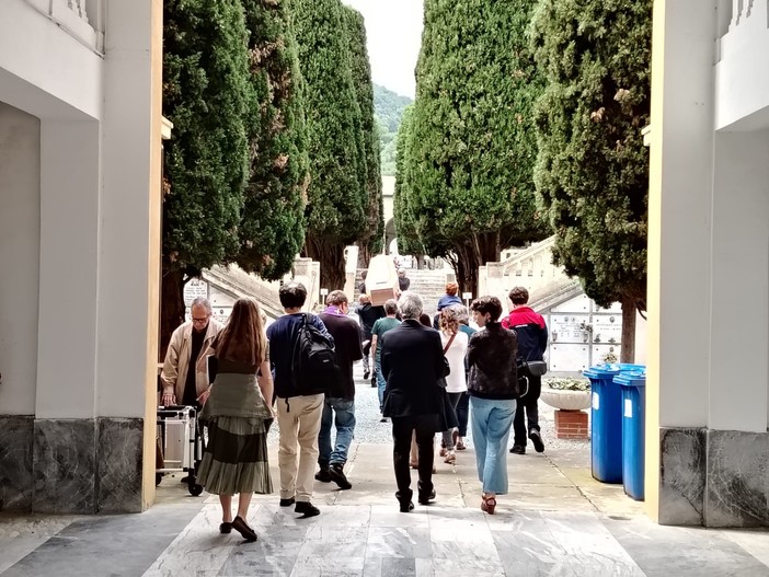 Celle, nel cimitero comunale l'ultimo saluto per Thomas Mazzone