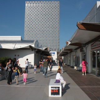 Nuove aperture al Parco Turistico Commerciale Molo 8.44 di Vado Ligure