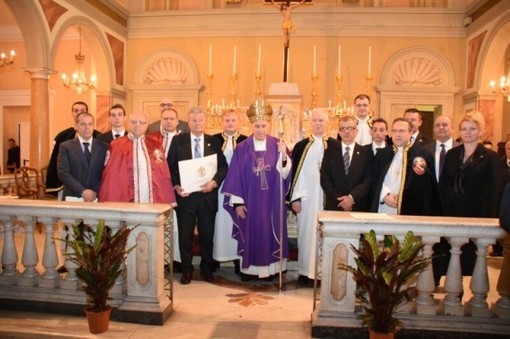 L'andorese Nicolini Fabio nominato cavaliere dell'ordine Equestre Pontificio di San Gregorio Magno L'andorese Nicolini Fabio nominato cavaliere dell'ordine Equestre Pontificio di San Gregorio Magno