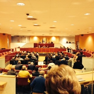 Botta e risposta in Regione sull'edilizia popolare