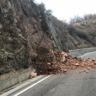 Movimento franoso sulla strada del Colle di Cadibona (FOTO)
