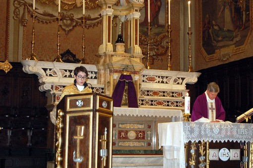 Altare, l'ultimo saluto a Madame Florette, vedova dell'artista Aldo Capasso Altare, l'ultimo saluto a Madame Florette, vedova dell'artista Aldo Capasso