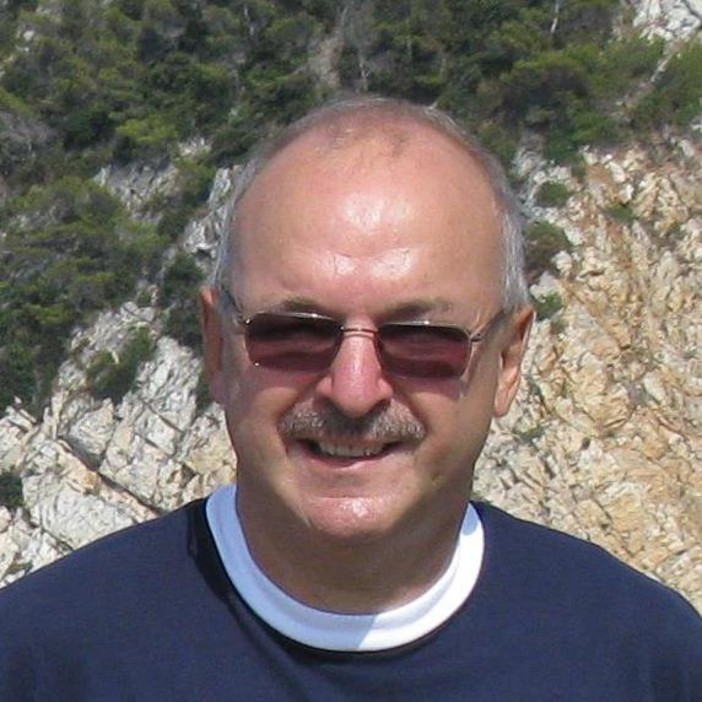 Andora, Franco Bruno (Viviandora): "Al contratto con la compagnia telefonia "Tre" manca l'evidenza pubblica" Andora, Franco Bruno (Viviandora): "Al contratto con la compagnia telefonia "Tre" manca l'evidenza pubblica"