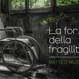 L’anima fragile del vetro e dei suoi artigiani: il fotografo Musetti presenta il suo libro ad Altare