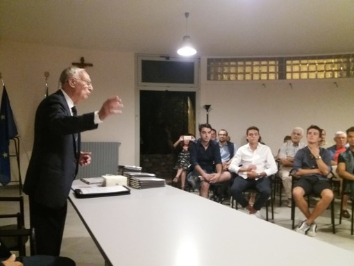 Borgio Verezzi: una cerimonia dedicata ai giovani "maturati e laureati" Borgio Verezzi: una cerimonia dedicata ai giovani "maturati e laureati"