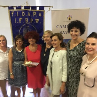 Savona, tema sciopero docenti, il ministro Fedeli: "Vogliamo il riconoscimento assolutamente di chi opera nelle Università, rispettando però anche gli studenti"