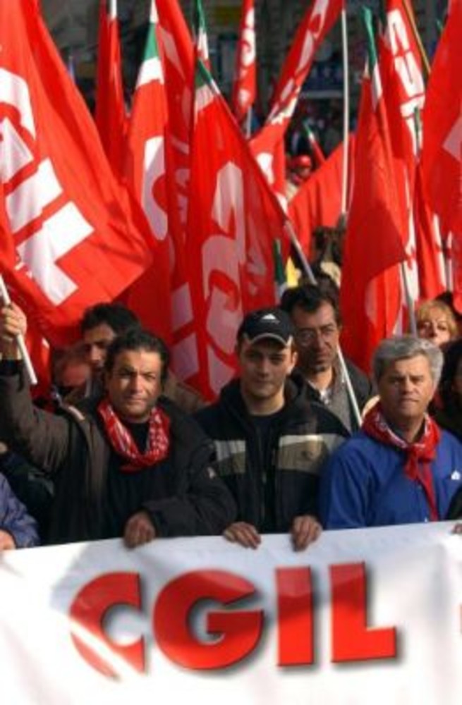 PA, Cgil Cisl Uil: "Il governo continua a nascondersi. Aspettiamo la corte, ma è l'esecutivo che tiene fermi i contratti" PA, Cgil Cisl Uil: "Il governo continua a nascondersi. Aspettiamo la corte, ma è l'esecutivo che tiene fermi i contratti"