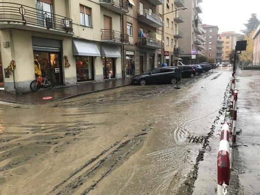 La pioggia colpisce la Val Bormida: allagamenti e smottamenti a Cairo Montenotte (FOTO e VIDEO) La pioggia colpisce la Val Bormida: allagamenti e smottamenti a Cairo Montenotte (FOTO e VIDEO)