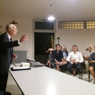 Borgio Verezzi: una cerimonia dedicata ai giovani "maturati e laureati"