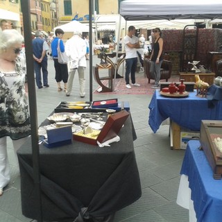 Torna il mercatino di Finale Antigua