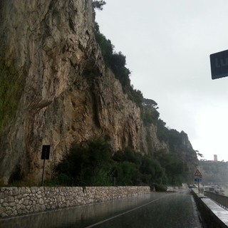 Frana del Castelletto e famiglie evacuate alle Manie: al via lavori consolidamento S.P. 45