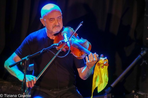 Il concerto sarà aperto dalla Lucio Fabbri & friends Il concerto sarà aperto dalla Lucio Fabbri & friends