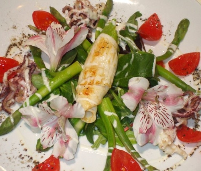 Natale "ANTI SPRECO": al ristorante 5 milioni di italiani. Crollano le cene aziendali