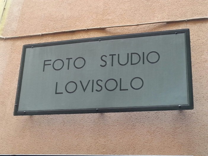 Il mondo attraverso l'obiettivo: Fotostudiolovisolo di Finale festeggia vent'anni Il mondo attraverso l'obiettivo: Fotostudiolovisolo di Finale festeggia vent'anni