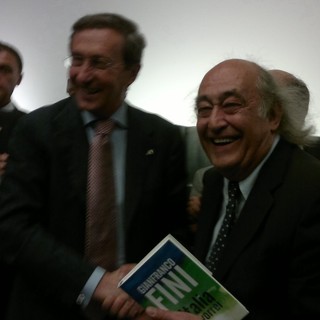 L'Italia che vorrebbe Fini a Savona (le foto con Gian Genta)