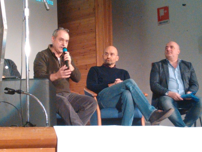 Convegno sull'Outdoor, il sindaco di Calice attacca: "Ci avete lasciati fuori" Convegno sull'Outdoor, il sindaco di Calice attacca: "Ci avete lasciati fuori"