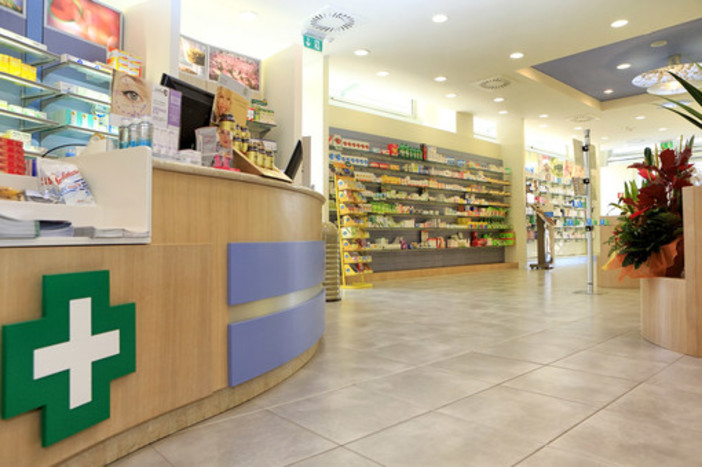 Albenga: i dipendenti esercitano il diritto di prelazione sulla farmacia comunale