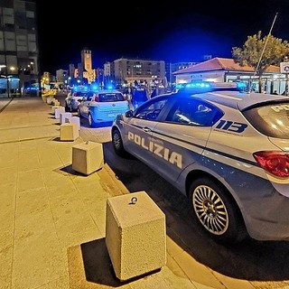 Savona, giovane accoltellato con una lama di 23 cm: denunciato un 18enne con precedenti Savona, giovane accoltellato con una lama di 23 cm: denunciato un 18enne con precedenti