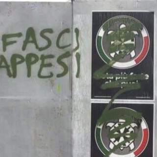 "Fasci appesi": a Savona imbrattati i manifesti di Casa Pound