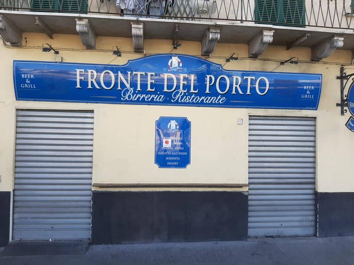 Savona, nessuna positività al "Fronte del Porto". I titolari: "Adottate le misure anti contagio, i risultati dei tamponi lo dimostrano"