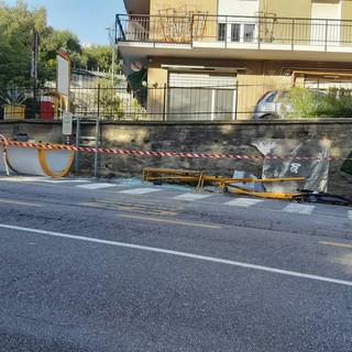 Savona, ieri notte operaio di Ata investito da un'auto in via Genova: codice giallo al San Paolo