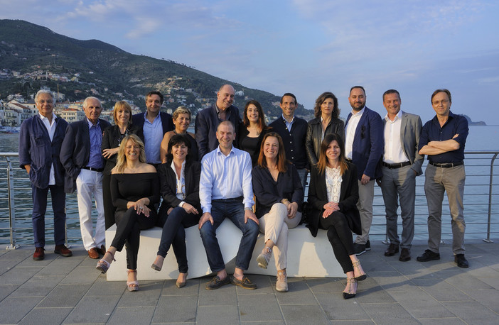 Comunali Alassio, il candidato sindaco Melgrati presenta la sua squadra Comunali Alassio, il candidato sindaco Melgrati presenta la sua squadra