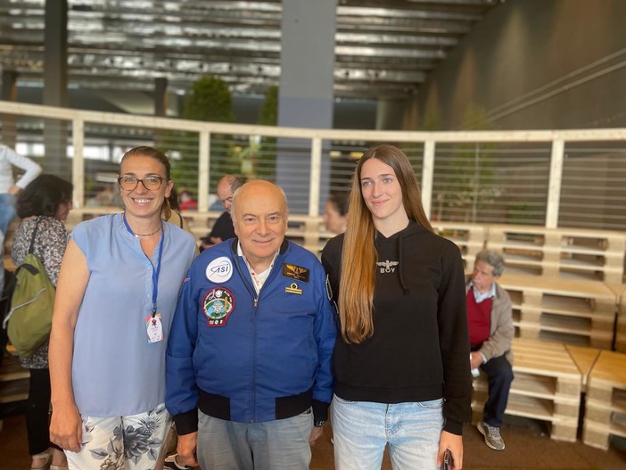 I fiori eduli di Ravera Bio di Albenga conquistano lo spazio: potrebbero essere il cibo perfetto per gli astronauti I fiori eduli di Ravera Bio di Albenga conquistano lo spazio: potrebbero essere il cibo perfetto per gli astronauti